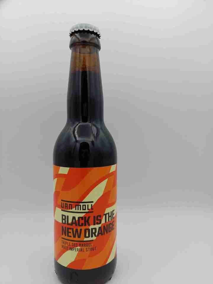 Black is the new Orange (BA Imperial Stout) van brouwerij Van Moll - BA stout van 11% in fles