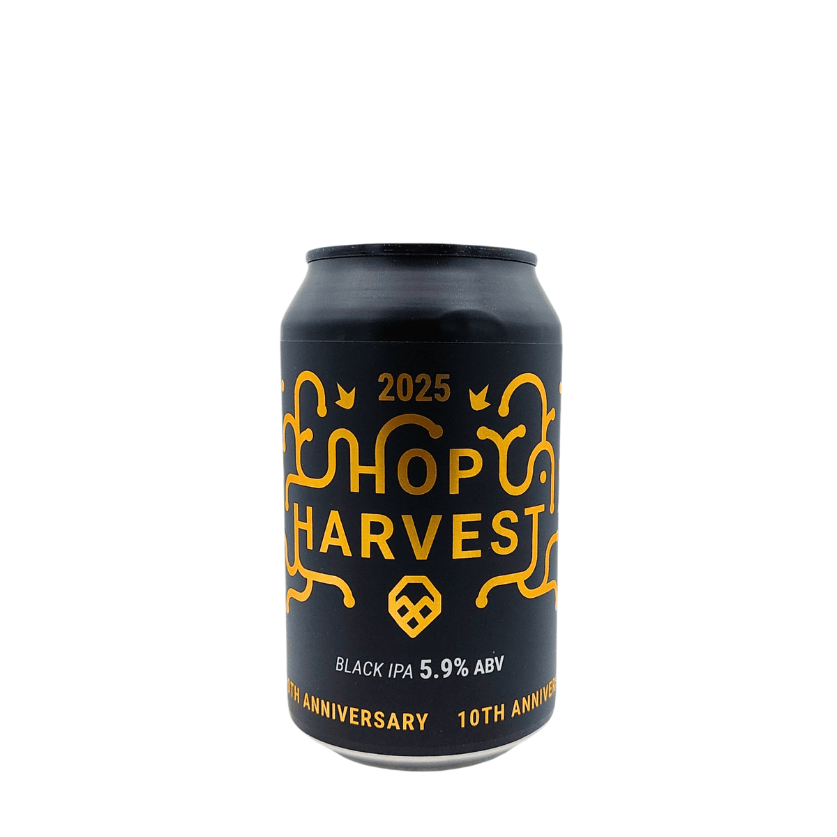 Hop Harvest 2025 - Monyo Brewing Co. van brouwerij Uradalmi Sörmanufaktúra - black IPA van 5,9% in blik
