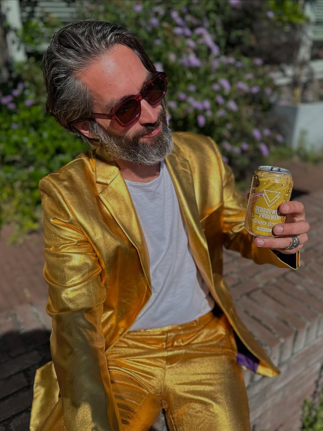 Inhoud van het bierpakket Gebrouwen Door Vrouwen Bierpakket met Gratis Bierglas van My Dear Beer (afbeelding 7)