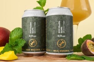 My Dear Beer Club - september 2025 5 DDH Double NEIPA with Strata en Zappa hop is een samenwerking van monyo brewing uit Boedapest