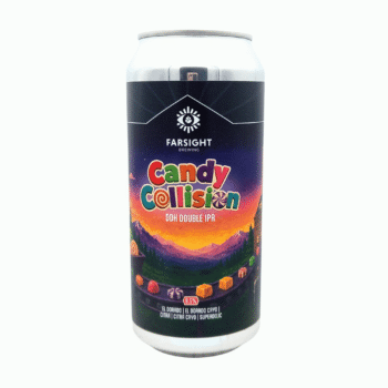 Blik Candy Collision van Farsight Brewing met kleurrijk label, een zonsonderganggebergte en een lopende band vol snoep