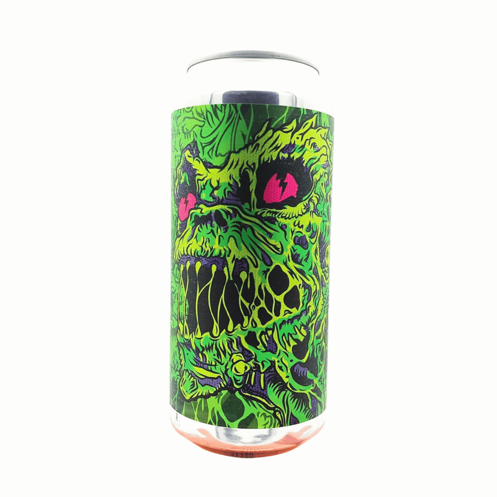 Blikje Cold And Deadly van Salama Brewing Company, met een fel groen zombiegezicht met paarse en roze accenten op een zwart label