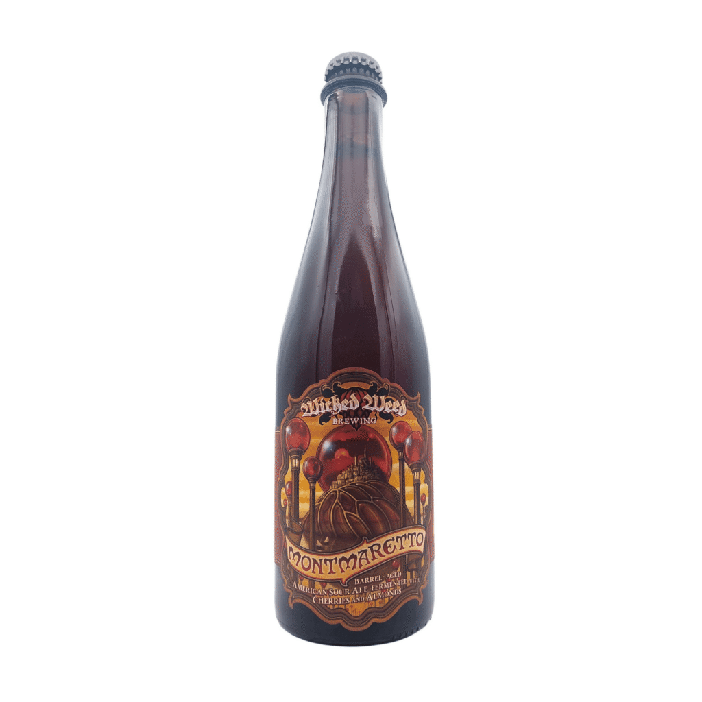 Fles Montmaretto van Wicked Weed Brewing, een barrel aged American Sour Ale met kersen en amandelen, met een rood oranje label vol kersen en een stad op een heuvel